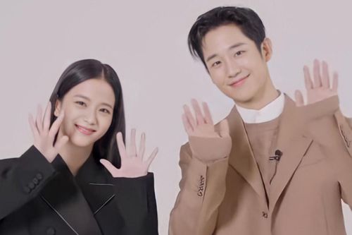 Netizen tìm ra bằng chứng Jung Hae In và Jisoo (BLACKPINK) đang bí mật hẹn hò, phim giả tình thật?