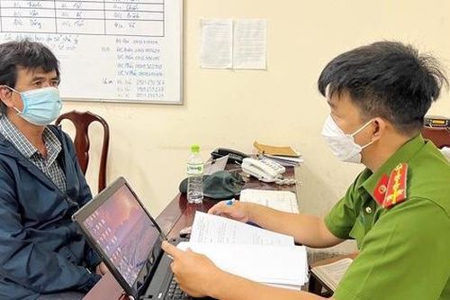 Triệt phá thêm đường dây đưa phụ nữ qua Campuchia phục vụ quán karaoke trá hình