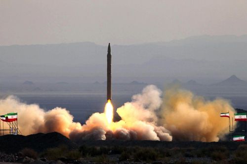 Iran phát triển tên lửa và UAV có khả năng vượt hệ thống phòng không