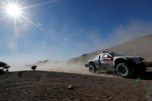 Pháp điều tra vụ nổ trong giải đua xe Dakar
