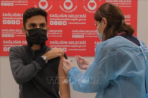 WHO: Tất cả vaccine hiện có đều giúp giảm nguy cơ bệnh trở nặng khi nhiễm Omicron