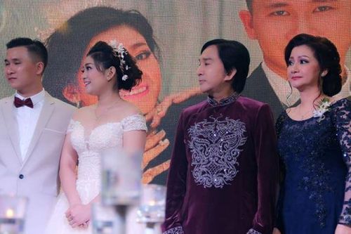 Qua 3 đời vợ, 'Ông hoàng cải lương' Kim Tử Long hé lộ mối quan hệ với những người cũ
