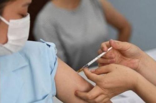 Việt Nam trong top 6 nước tiêm vaccine cao nhất thế giới