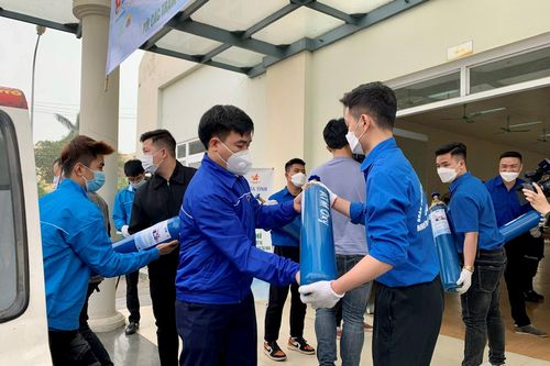 Khởi động trạm 'ATM ôxy' miễn phí hỗ trợ bệnh nhân Covid-19