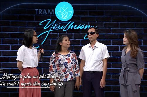 Số phận lấy đi đôi mắt nhưng lại cho người đàn ông khiếm thị thứ vô cùng giá trị