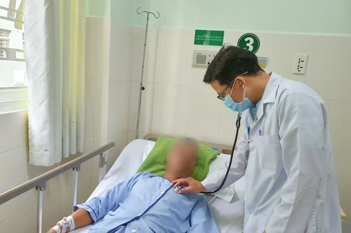 Cứu sống bệnh nhân đột quỵ nguy kịch do vỡ túi phình động mạch
