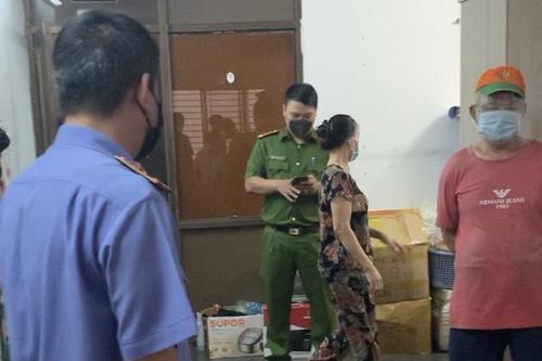 Bắt tạm giam nữ giám đốc chiếm đoạt 1,7 triệu USD tiền bán găng tay y tế