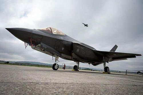 Tiêm kích F-35 là 'chiến đấu cơ xuất sắc nhất từng được tạo ra'