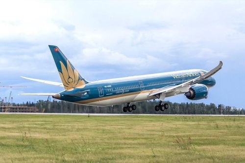Vietnam Airlines đã kịp thời triển khai quy trình ứng phó, bảo đảm an toàn chuyến bay