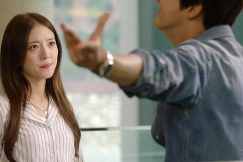 Xin về nhà ngoại ăn Tết, bị chồng mắng một câu đau điếng 'muốn về ngoại thì ký vào đơn ly hôn'