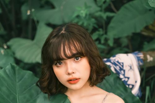 Danh tính nữ sinh 10x Quảng Ngãi đẹp rạng ngời 'đốn tim' netizen