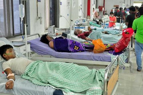 Gần 30 công nhân thương vong do hít phải khí độc