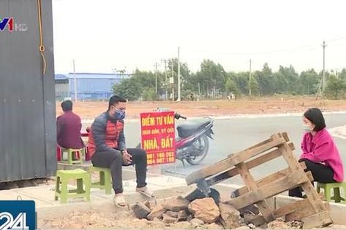 Thị trường ảm đạm sau các cơn 'sốt đất'