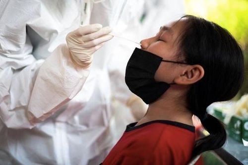 85% dân Indonesia có kháng thể, Thái nâng cấp cảnh báo Covid-19