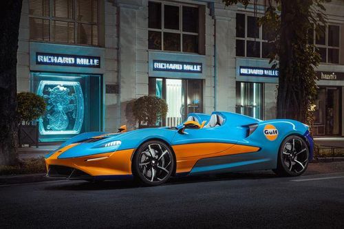 Top 5 siêu xe đắt tiền nhất được nhập về Việt Nam trong năm 2021