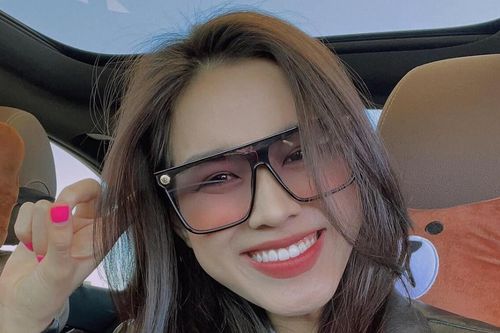 Đỗ Thị Hà xinh đẹp tươi tắn sau khi âm tính với Covid, tiết lộ tăng cân rất nhiều
