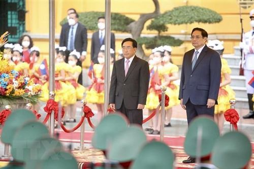 Lễ đón Thủ tướng Lào Phankham Viphavanh thăm chính thức Việt Nam