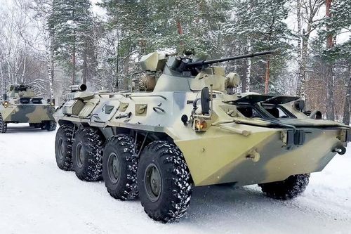 Thiết giáp BTR-82A Nga xuất hiện để ổn định tình hình tại Kazakhstan