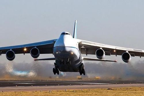 Nga sử dụng 74 máy bay vận tải để chuyển quân đội, khí tài tới Kazakhstan