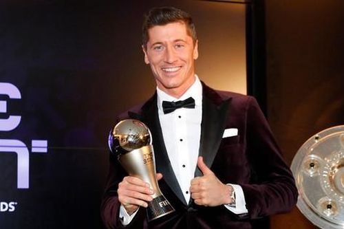 FIFA công bố top 3 The Best 2021, không có Ronaldo