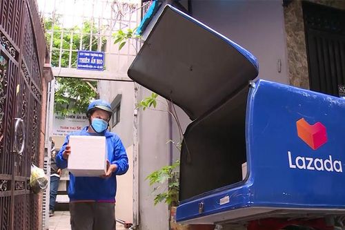 Tài xế bỏ phố về quê, dân buôn kêu trời vì thiếu shipper