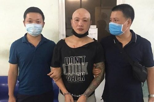 Nổ súng bắt kẻ giết người sau 11 năm trốn truy nã