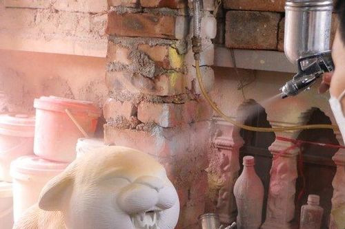 Cận cảnh quy trình làm hổ gốm Bát Tràng đắt khách dịp Tết