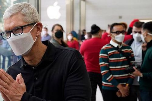 Giúp Apple lên đỉnh vốn hóa, Tim Cook được trả 100 triệu USD thù lao trong 2021