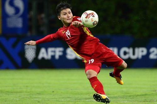 Chuyên gia: Cầu thủ Việt Nam hài lòng với thành công trong nước, ngại bứt phá