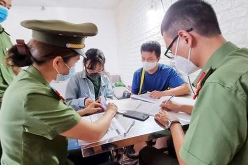 300 người không nghề nghiệp nhập cảnh Đà Nẵng trong 'mác' chuyên gia