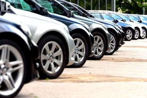 Giá xe cũ tăng 'chóng mặt' tại Mỹ