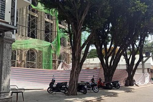TP Hồ Chí Minh: Sập giàn giáo công trình, 4 người thương vong