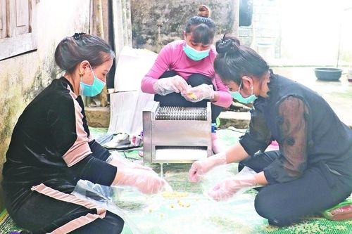 Nghề làm bánh nhãn truyền thống tạo việc làm cho 200 lao động