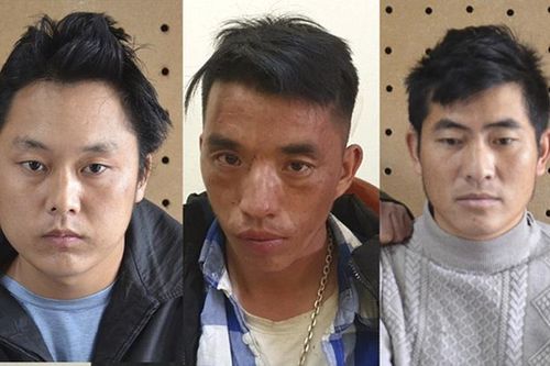 Khen thưởng các cán bộ, chiến sĩ triệt phá đường dây vận chuyển 99 bánh ma túy