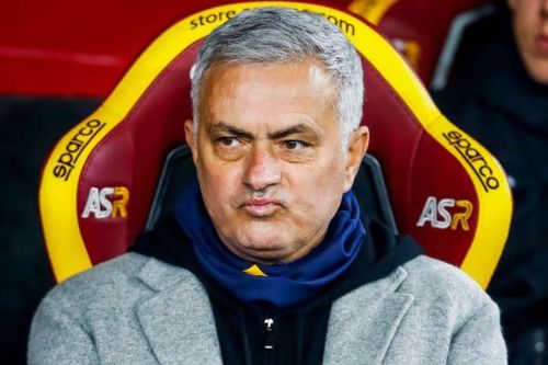 HLV Mourinho: 'Trận thua làm tôi bị tổn thương'