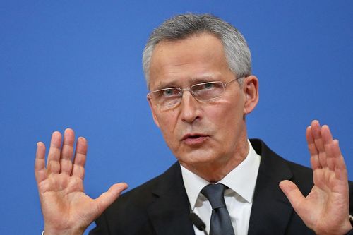 NATO cảnh báo Nga về 'cái giá đắt' nếu tấn công Ukraine