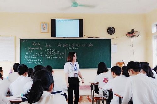 Chấn hưng văn hóa bắt đầu từ giáo dục: Giáo dục ngôn ngữ cho học sinh