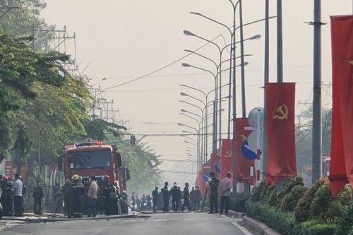Bình Dương, phong tỏa tại đường Phú Lợi, sơ tán người dân vì rò rỉ khí Amoniac