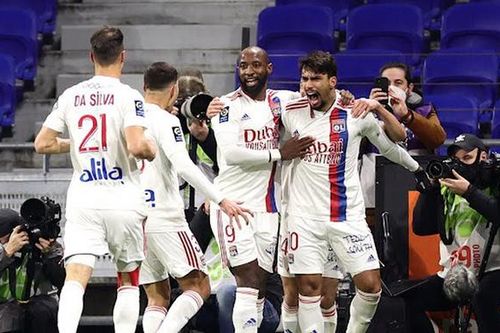 Mbappe phung phí, PSG chia điểm nhạt nhòa với Lyon