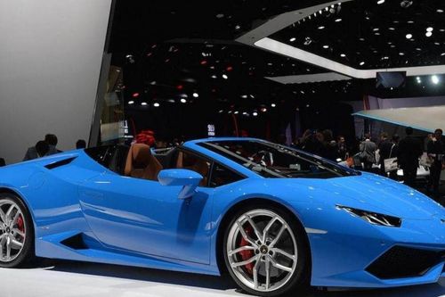 Hải quan khẩn tìm chủ nhân siêu xe Lamborghini bị bỏ rơi ở cảng Đà Nẵng