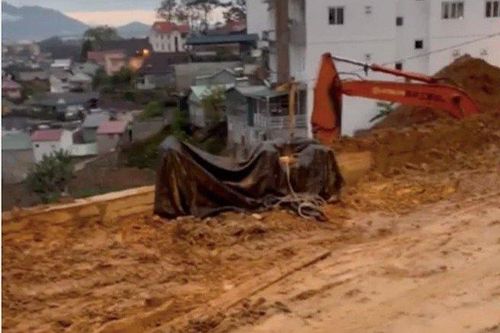 Chủ homestay Đà Lạt lên tiếng vụ bị đánh giá xấu vì đường bẩn