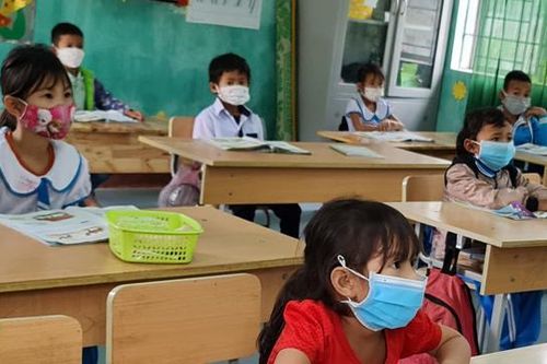 Quảng Ngãi chi hơn 46,7 tỷ đồng mua máy tính bảng cho học sinh nghèo