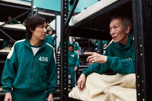 Sao Hàn ngày 11/1/2022: Trùm cuối 'Squid Game' O Yeong Su thắng lớn tại Quả cầu Vàng 2022