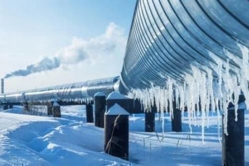 Giá dầu tăng cao ở Tây Canada và ở Bắc Dakota do ảnh hưởng của bão tuyết