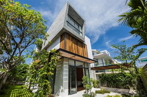 Biệt thự hiện đại nhưng vẫn ngập mảng xanh ở phố biển Nha Trang