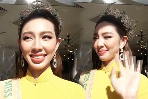 Gặp lại fan Việt - Thùy Tiên xúc động bật khóc: Cảm ơn triệu trái tim đầy thương đầy nhớ