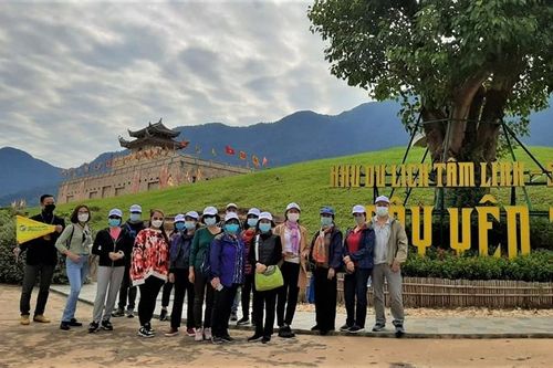 Không thể mở cửa du lịch nếu quy định mù mờ