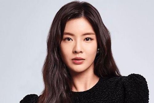 Bạn gái Lee Kwang Soo - Lee Sun Bin thắng kiện công ty quản lý cũ