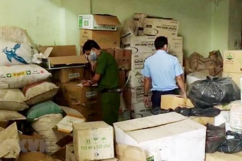 An Giang thu giữ số lượng lớn thuốc bảo vệ thực vật hết hạn sử dụng