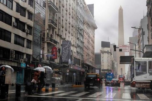 Thủ đô Buenos Aires mất điện diện rộng trong thời tiết nắng nóng